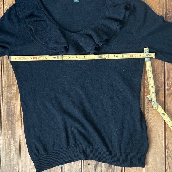 Ralph Lauren Women’s cashmere silk Black Ruffled Long Sleeve sweater Top - Picture 3 of 6